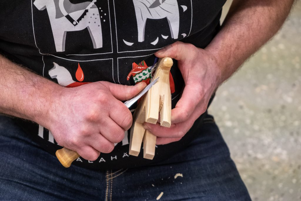 Traditional dalahäst dalahorse at Nils Olsson Dalahäster Dalarna SwedeMaking of t