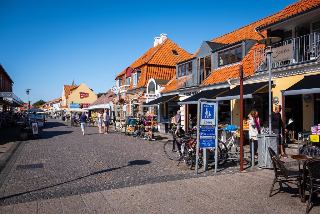the shopping street in skagen