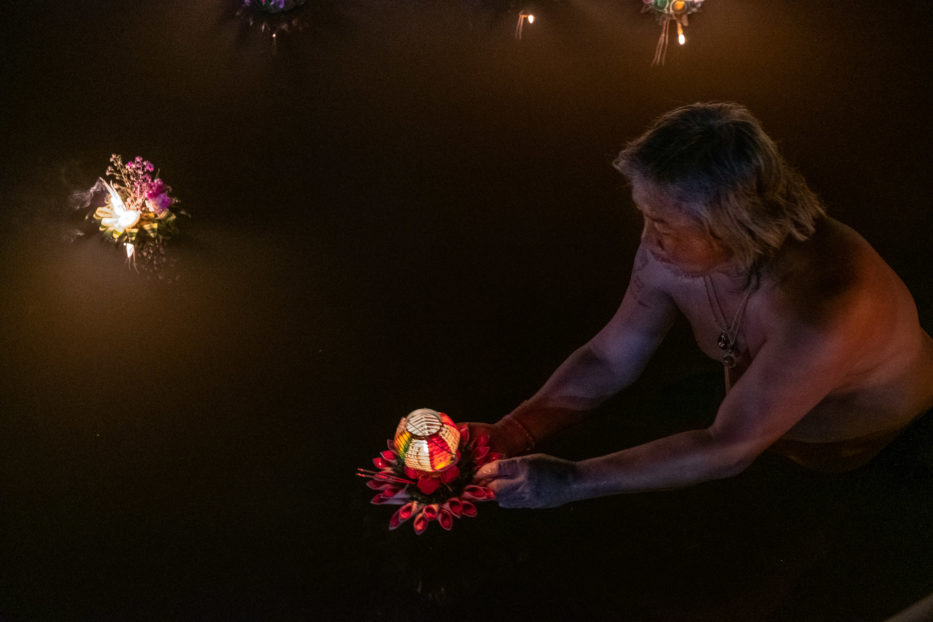 Chiang Mai, Thailand, Loy Krathong, light festival, krathongs, portrait, Ping river, thai, man