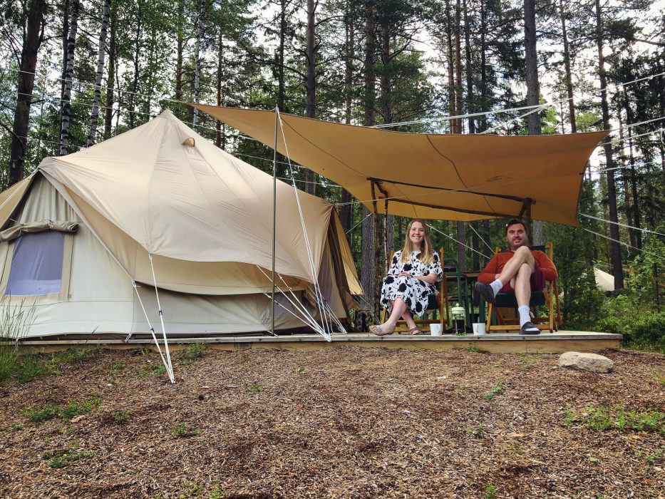 Breiva Gjestegaard og glamping, Bø, Telemark, glamping, nature, tent, people, coffee,