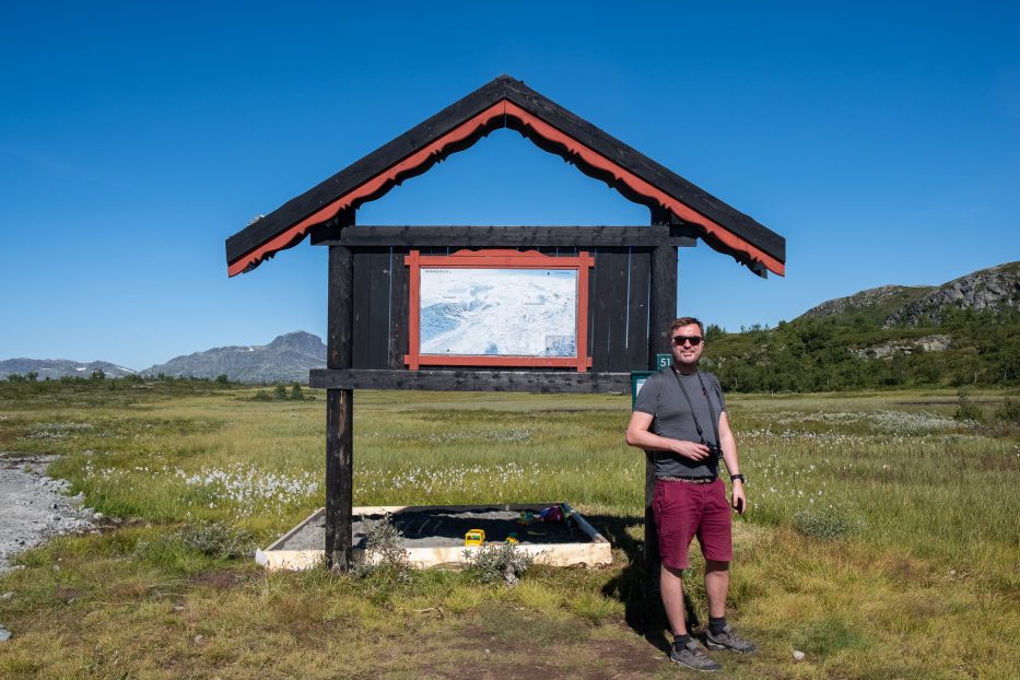 Beitostølen, Norway, nature, hike, mountains, green, summer, man, map