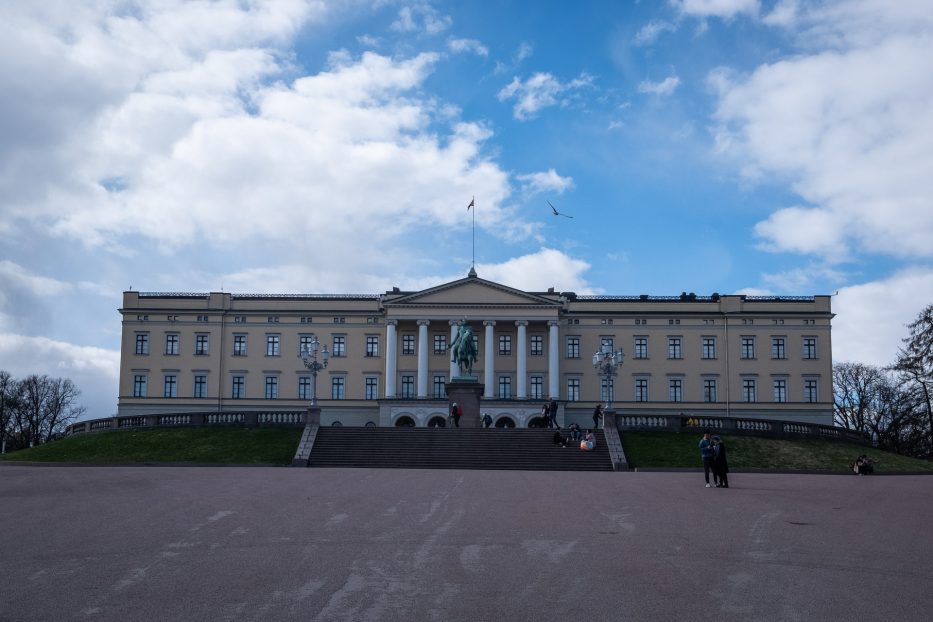 the royal palace in oslo