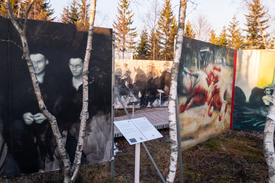 Kunstlandskap på Roseslottet i Oslo med ulike malerier