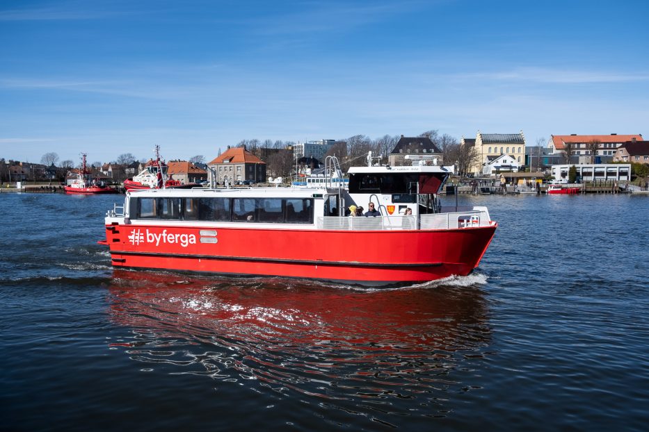 Byferga the ferry in Fredrikstad arriving in the old city