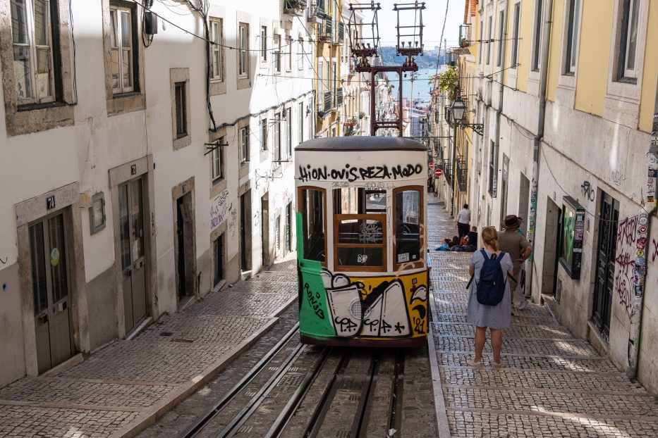 funicular with graffiti in lisbon