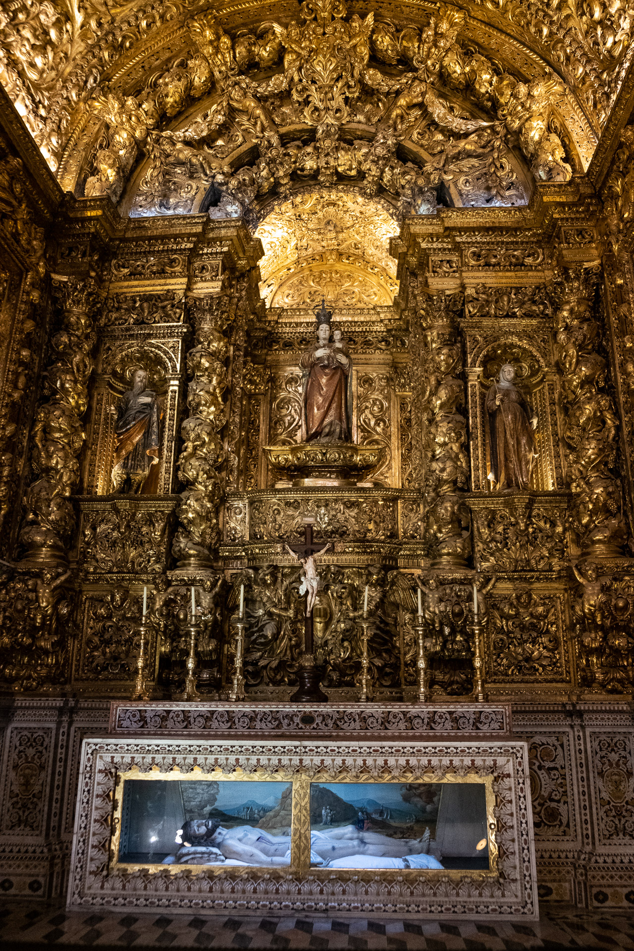 gold interior details inside Church of Sao Roque in lisbon