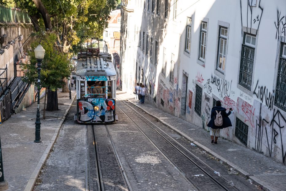 funicular with grafitti in lisbon