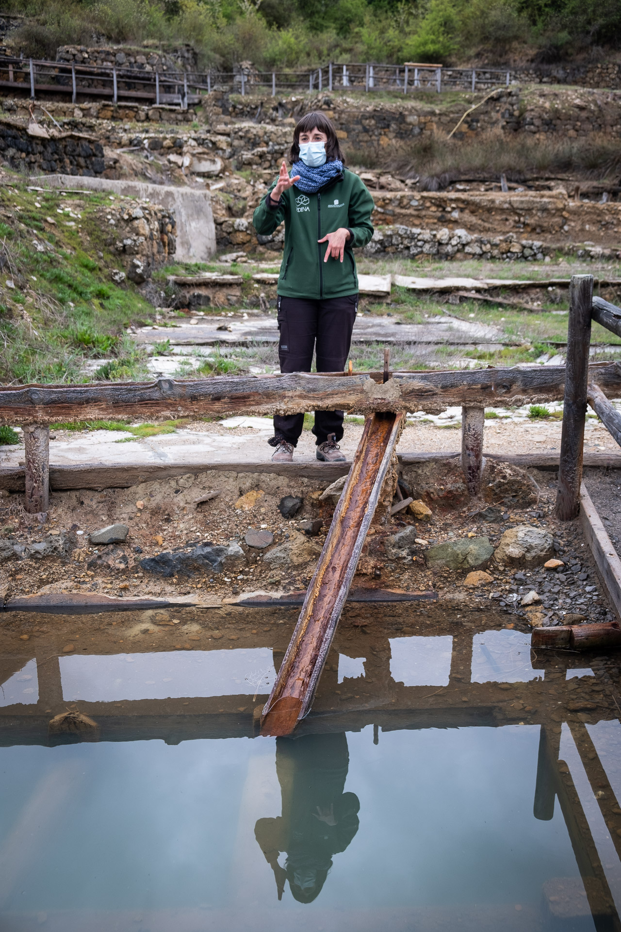 local guide showing us everything about salt at Valle Salado