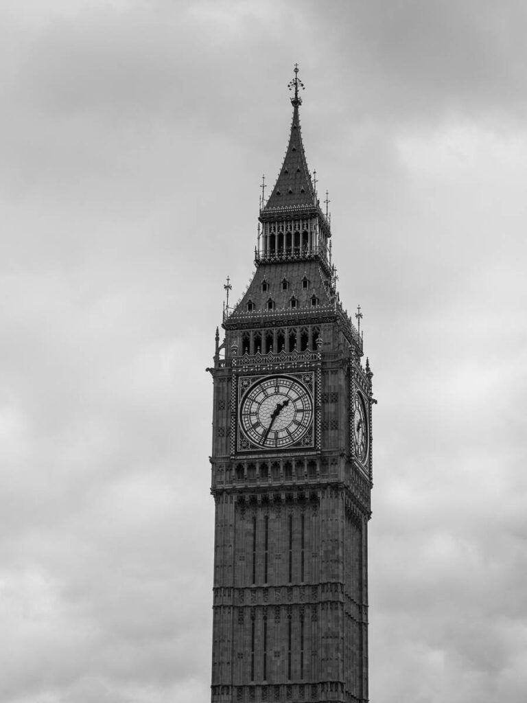 big ben i london fotografert i svart-hvitt