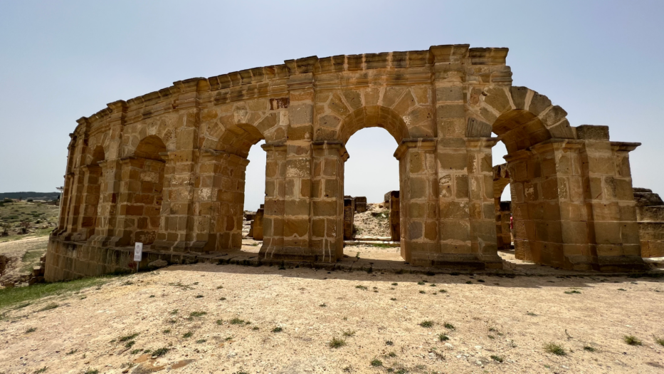 ruiner av et amfiteater i uthina tunisia
