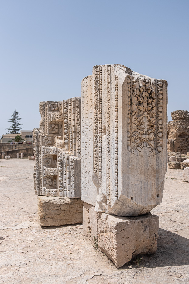 details on a ruin in carthage