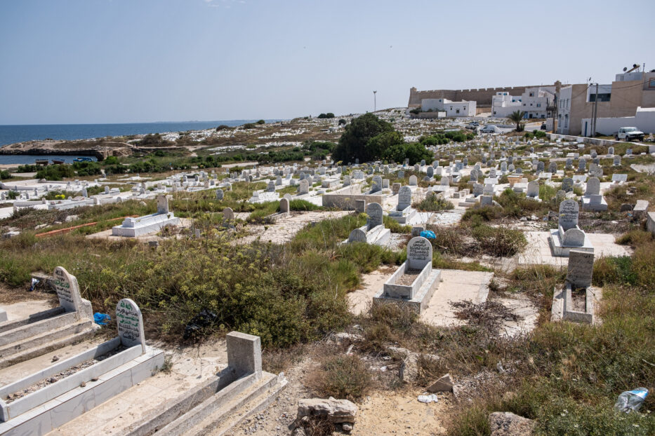 kirkegården Cimetiere Marin de Mahdia med beliggenhet ved havet